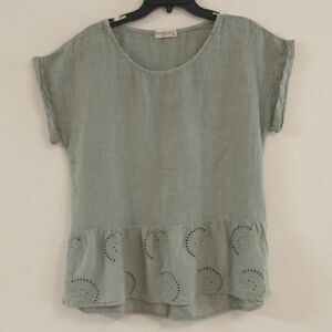 Terzo Millennio Green Linen Top with Eyelet Detail Medium